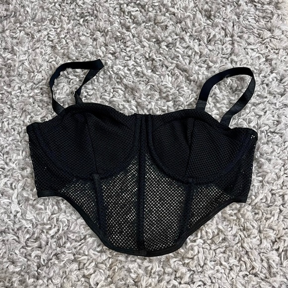 Tops - Sexy black top!